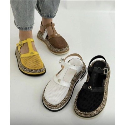 Босоножки коричневые