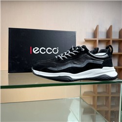 Кроссовки ECC*O