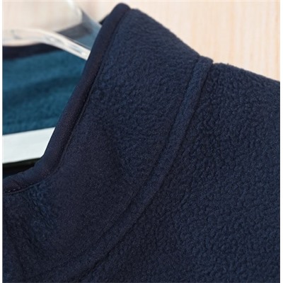 Мужской флисовый жилет воротником-стойкой