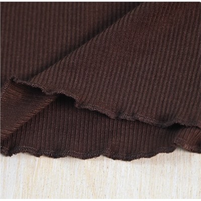 Узкая трикотажная водолазка с длинными рукавами и воротником-стойкой