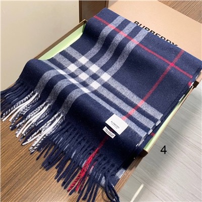 Большой шерстяной шарф  Burberr*y