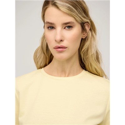 Сливочная базовая футболка