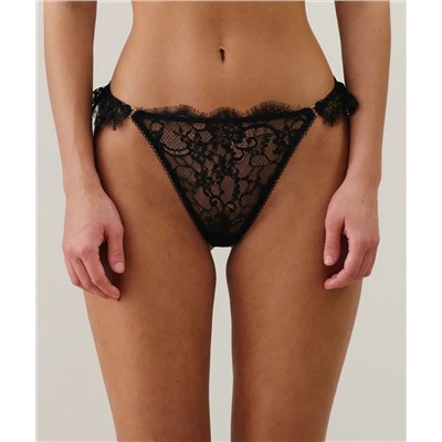 Tanga de encaje