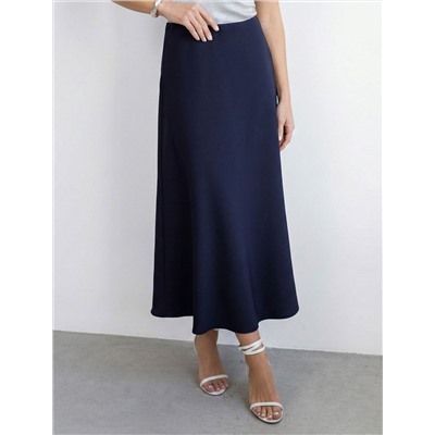 Юбка миди с разрезом скроенная по косой из плотного лиоцелла