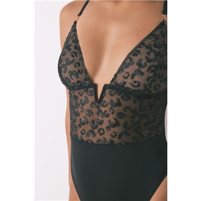 Body tul bordado animal print negro