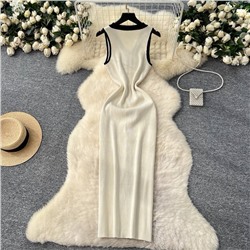 Трикотажное платье с контрастной окантовкой  6 цветов