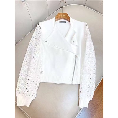 Женский летний бомбер с ажурными рукавами