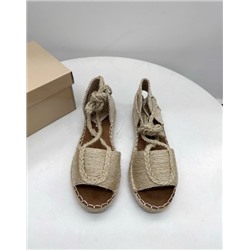 Сандалии в римском стиле