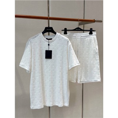 Мужская футболка из махровой ткани с тиснением луи виттон    (2 цвета )