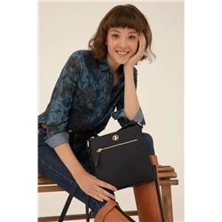 Kadın Lacivert Çapraz Çanta