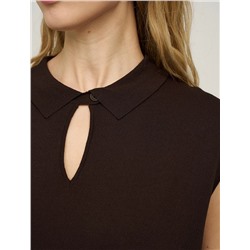 Коричневый вязаный жилет с воротником