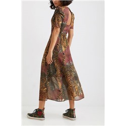 Vestido midi manga corta