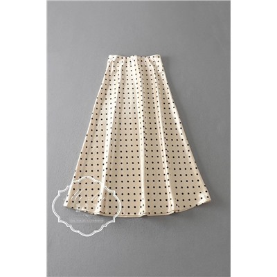 Неизменный горох снова в моде 😍  Атласная юбка макси в 4 разных цветах   Экспортный магазин