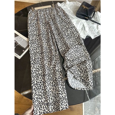 Женские хлопковые брюки с леопардовым принтом