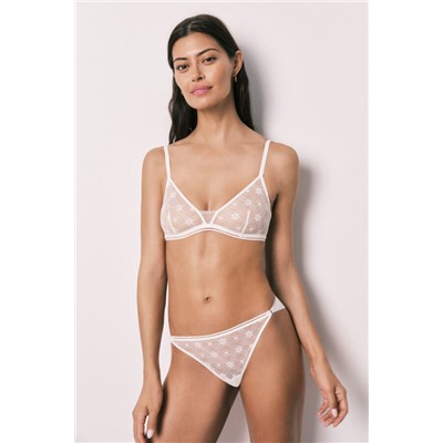 Braga clásica encaje y tul blanco