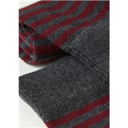 Kurze Herrensocken mit Streifenmotiv