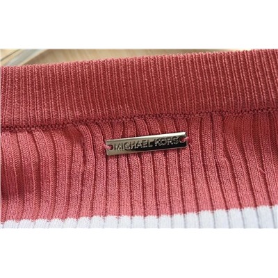 Женский облегающий свитер   М КОР*С