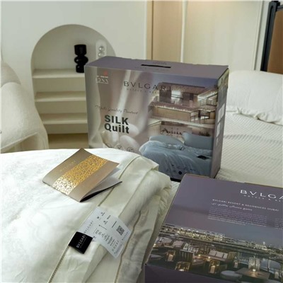 Невероятно нежное шелковое одеяло премиум класса   BVLGAR*I Hote*l Duba*i
