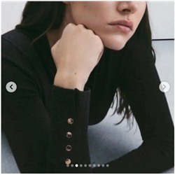 Женский пуловер Zar*a , манжеты украшены рядом золотых пуговиц, экспорт, цена на оф сайте 39 💵