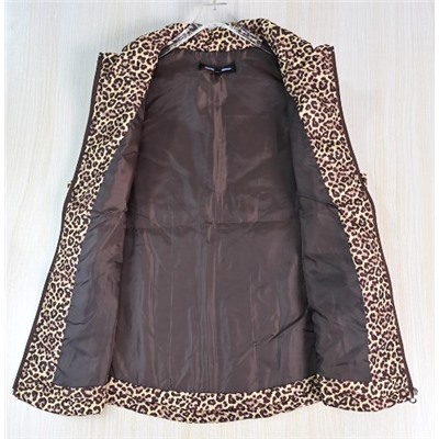 Женский лёгкий тёплый жилет на молнии