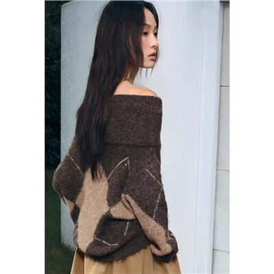 Трикотажный джемпер с приспущенными плечами ЗАР*А