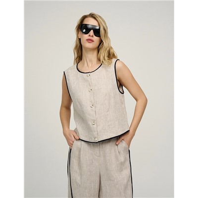 Бежевый жилет изо льна с кантами