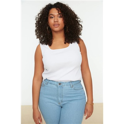 Trendyol Curve Beyaz Basic Fitilli Kare Yaka Örme Büyük Beden Atlet TBBSS22AL0011