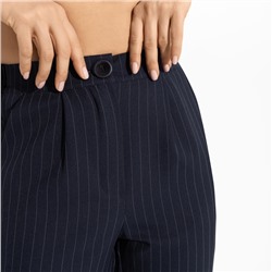 Брюки в полоску, Слишком инициативна