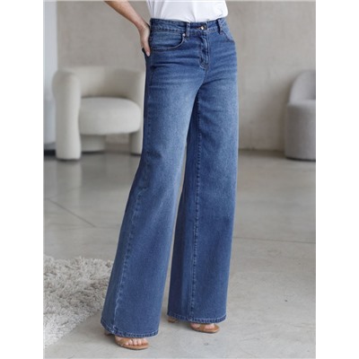 Джинсы трубы из эластичного денима