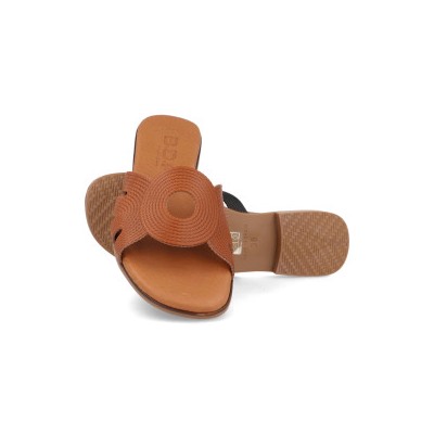 3000 - BDA
                SANDALIAS PLANAS