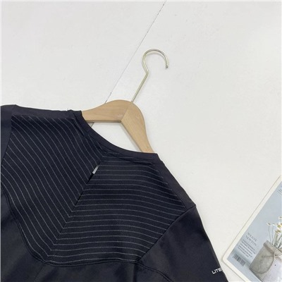 Женская спортивная футболка  АСИК*С