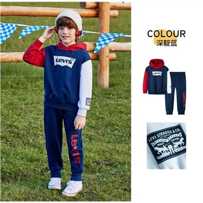Спортивный утепленный костюм на мальчиков Le*vi’s