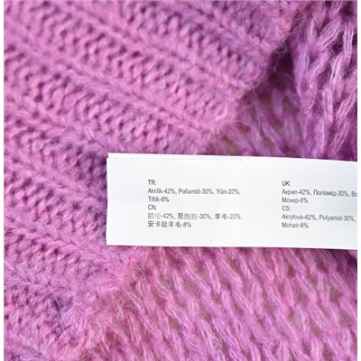 Мягкий и уютный вязаный свитер из ангольской шерстяной смеси