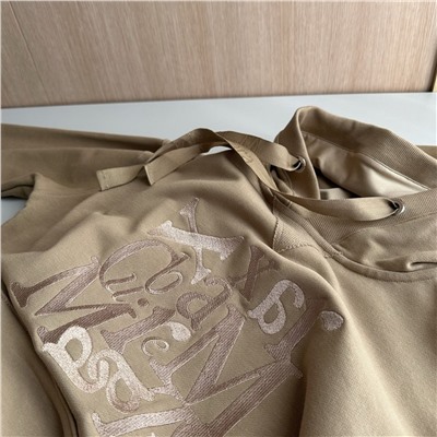 Женское худи  с вышивкой  Макс Мар*а