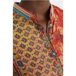 Camisa étnica cuello pico