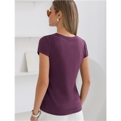 Нарядная футболка с блестящим принтом