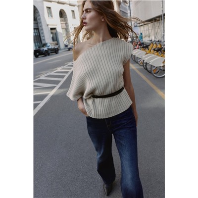 ASYMMETRIC WOOL TOP WITH BELT
