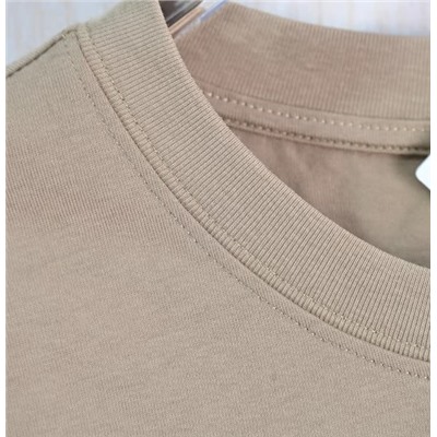 Футболка из плотной хлопковой ткани  ЛОЕВ*Е 💛