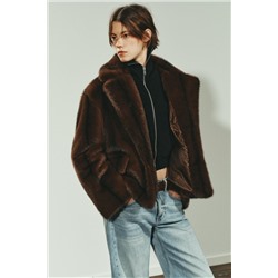 ABRIGO CORTO EFECTO PELO