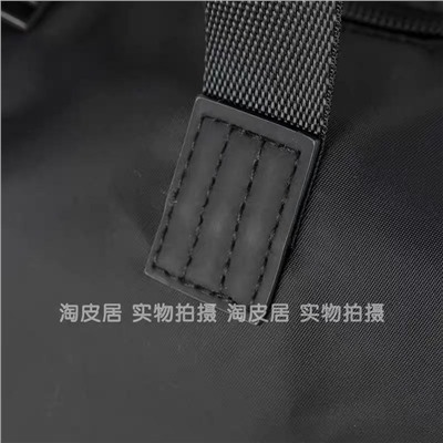 Компактная вместительная дорожная/спортивная сумка с косметичкой  Jee*p