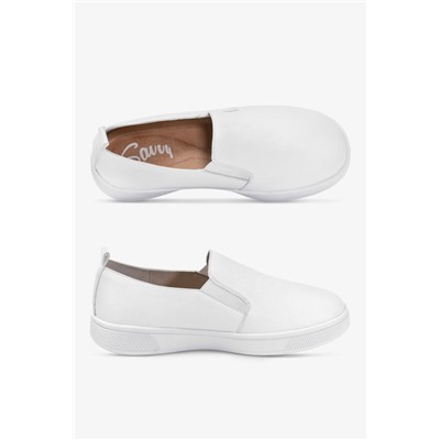 Savvy Women's Vanna Slip Resistant Slip-on Shoe