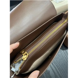 Базовая сумка 🩷  Сделана очень аккуратно.  Качество восхитительное!  Материал-кожа