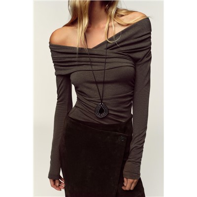 TOP DRAPEADO ESCOTE CRUZADO