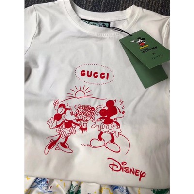 Костюм на девочку