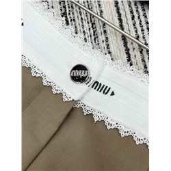 Стильные повседневные бермуды  с завышенной талией, что сейчас очень модно 🥰  Miu Mi*u