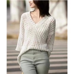 Cвободный  вязаный свитер