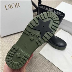 Стильные резиновые сапоги ДИО*Р