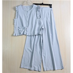 Повседневный женский костюм