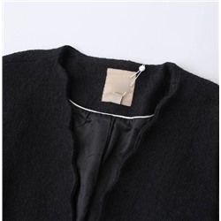 Элегантный черный короткий жакет