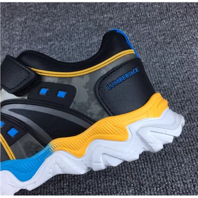 Кроссовки для мальчиков и девочек